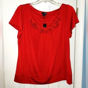 NWT Red short sleeve blouse, Size L